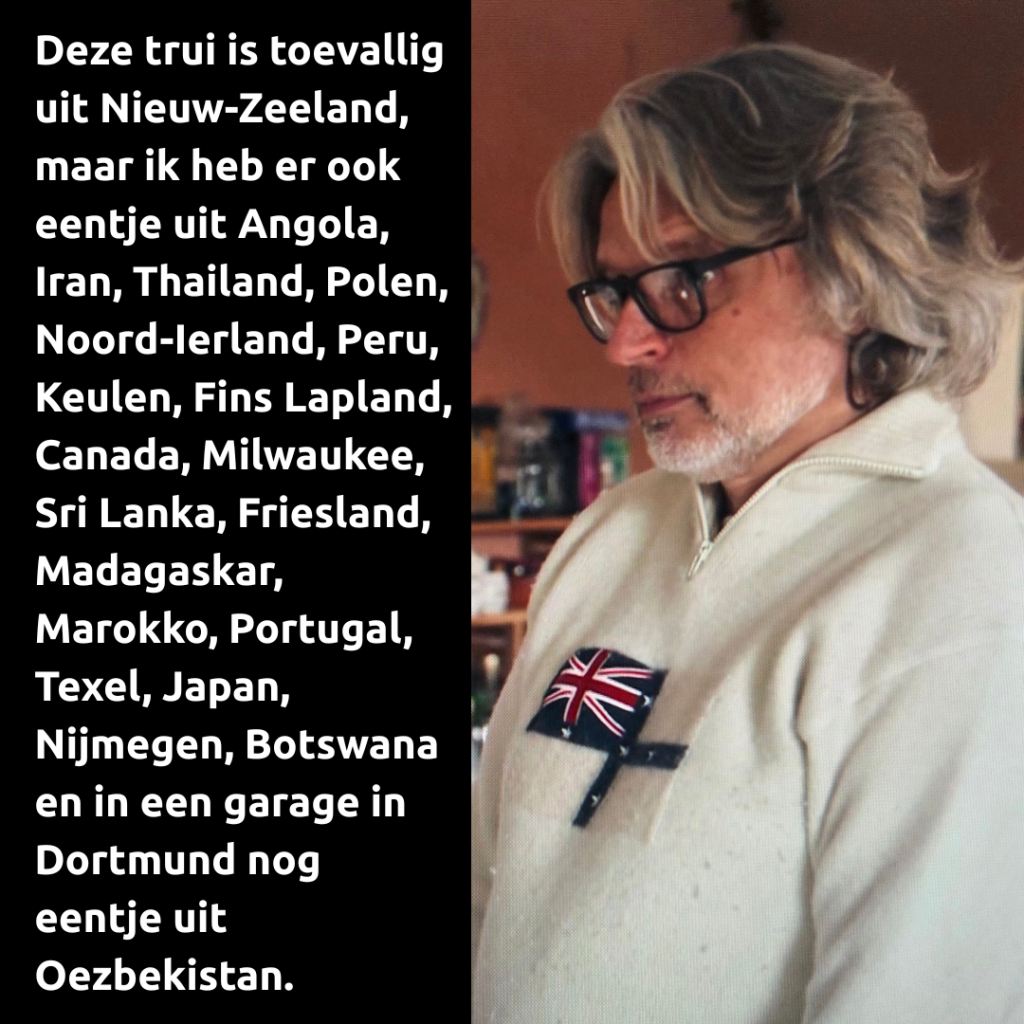 Hans International heeft weer een mooie trui aan.