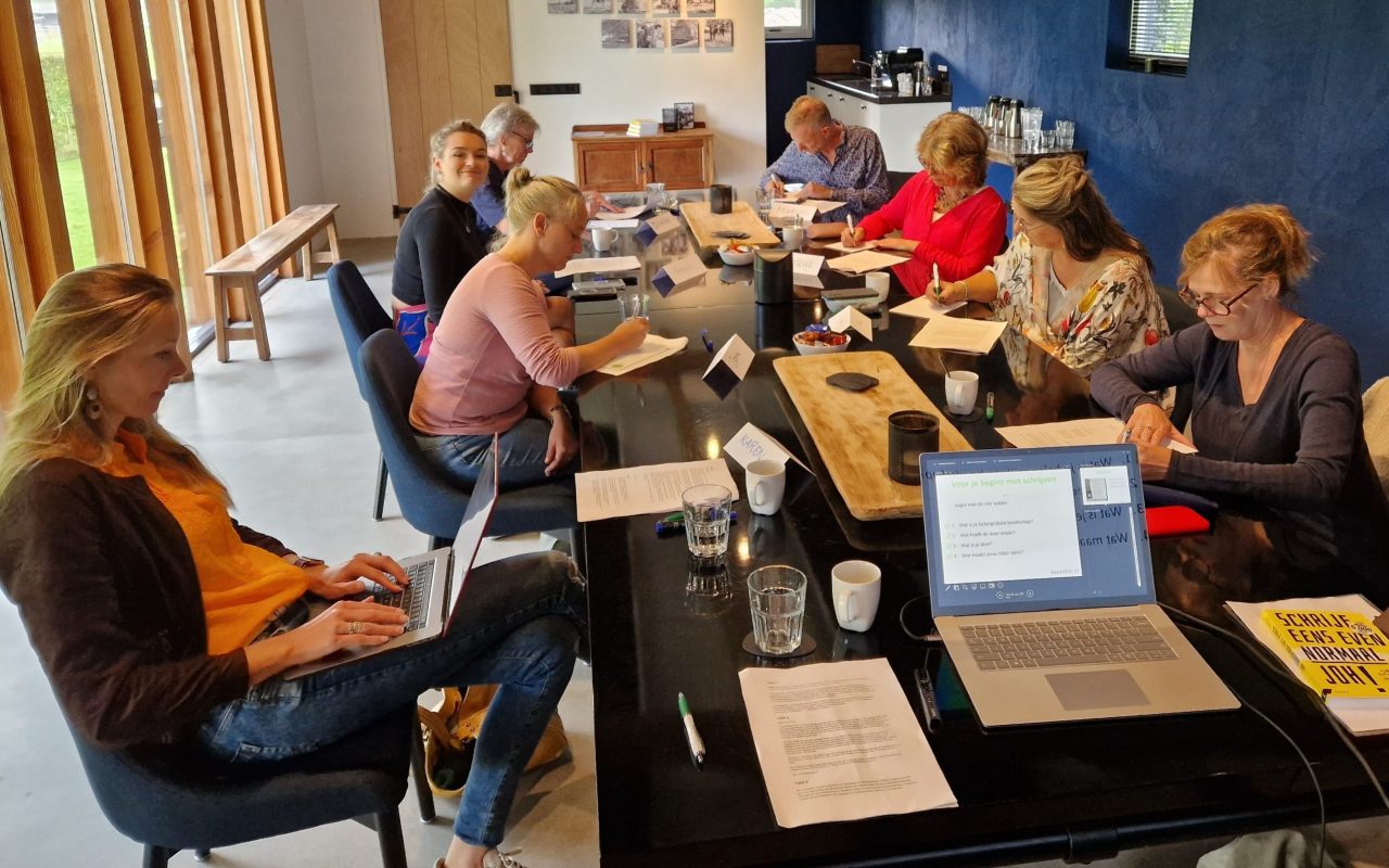 cursisten aan het werk